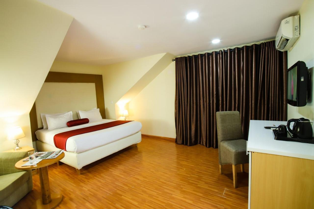 Chateux De Atlantique Hotel Aliayabiagba Zewnętrze zdjęcie